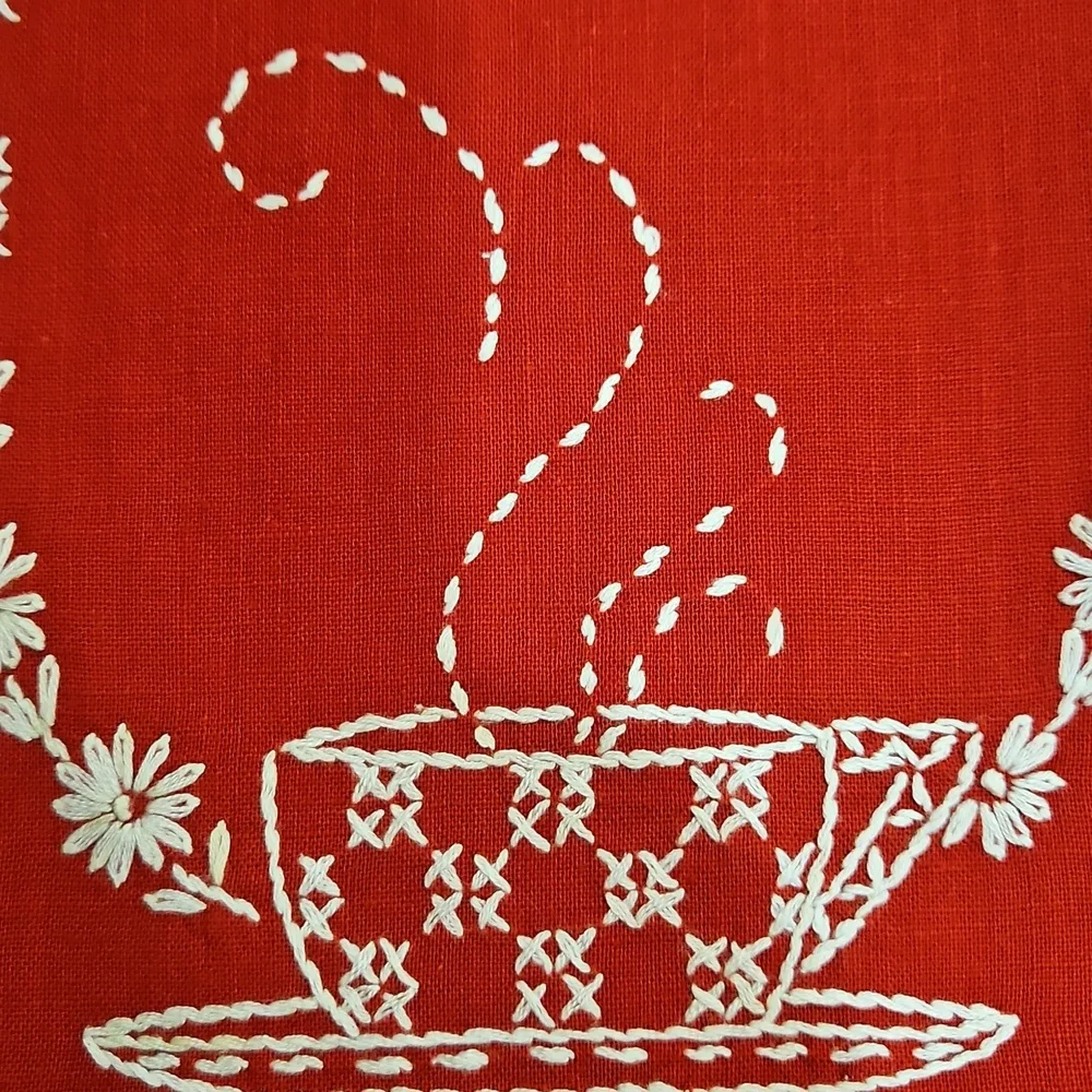 RED WHITE TEACUP HAND EMBROIDERED VINTAGE TEA‎ TOWELS SET 2